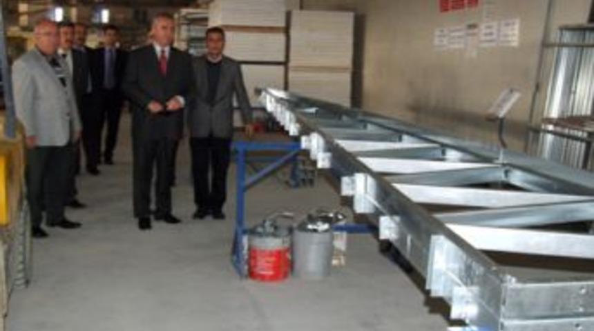 Bartın Valiliği'nden Van'a prefabrik okul