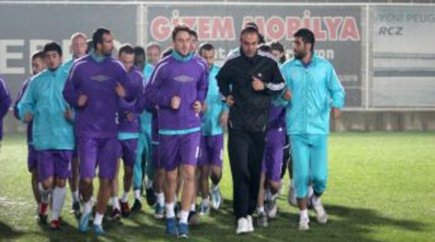 Orduspor Teknik Direkt&ouml;r&uuml; Diyadin: T&uuml;rk futbolu duygusal ve sistemsiz