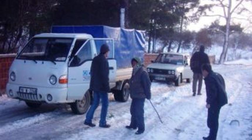 Kazdağları'na mevsimin ilk karı d&uuml;şt&uuml;