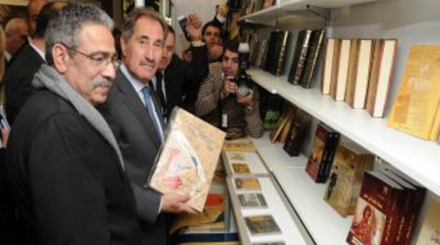 T&Uuml;YAP Kitap Fuarı 30. kez kitapseverlerle buluştu