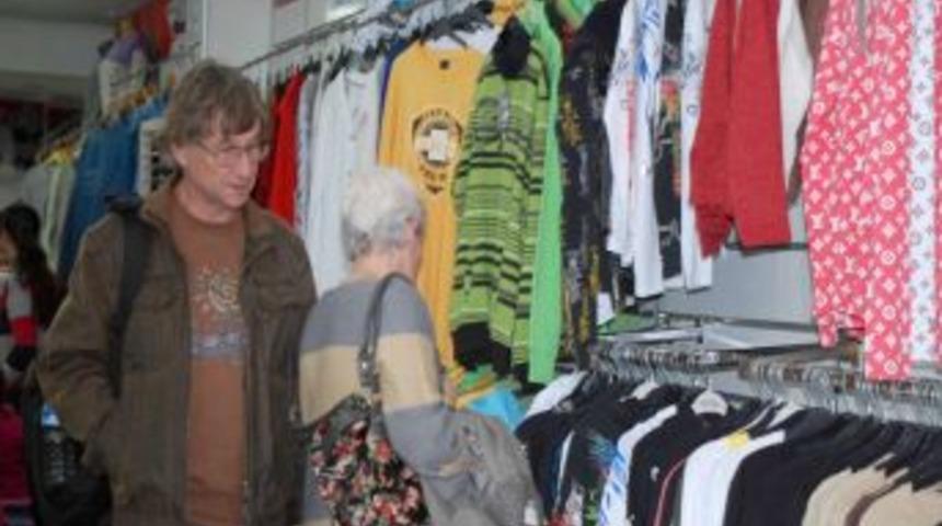 Yolcu gemisi, İskenderun esnafının y&uuml;z&uuml;n&uuml; g&uuml;ld&uuml;rd&uuml;