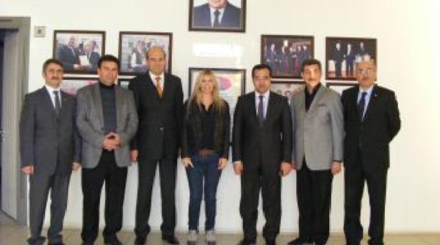 Mobilya ustaları Torbalı&rsquo;da yetişecek