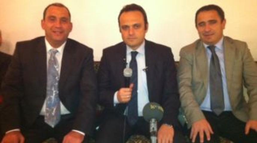 Altın Söyleşiler'in konuğu Abdullah Abdulkadiroğlu oldu