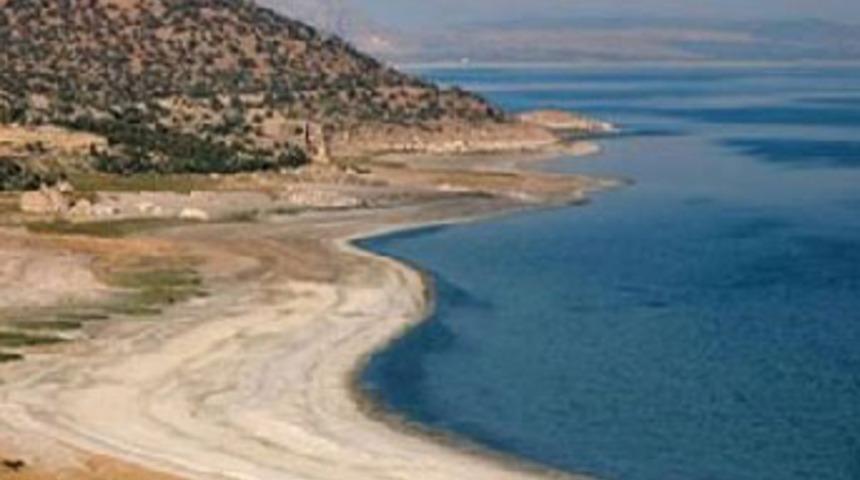 Burdur G&ouml;l&uuml;'ne Tarkan desteği