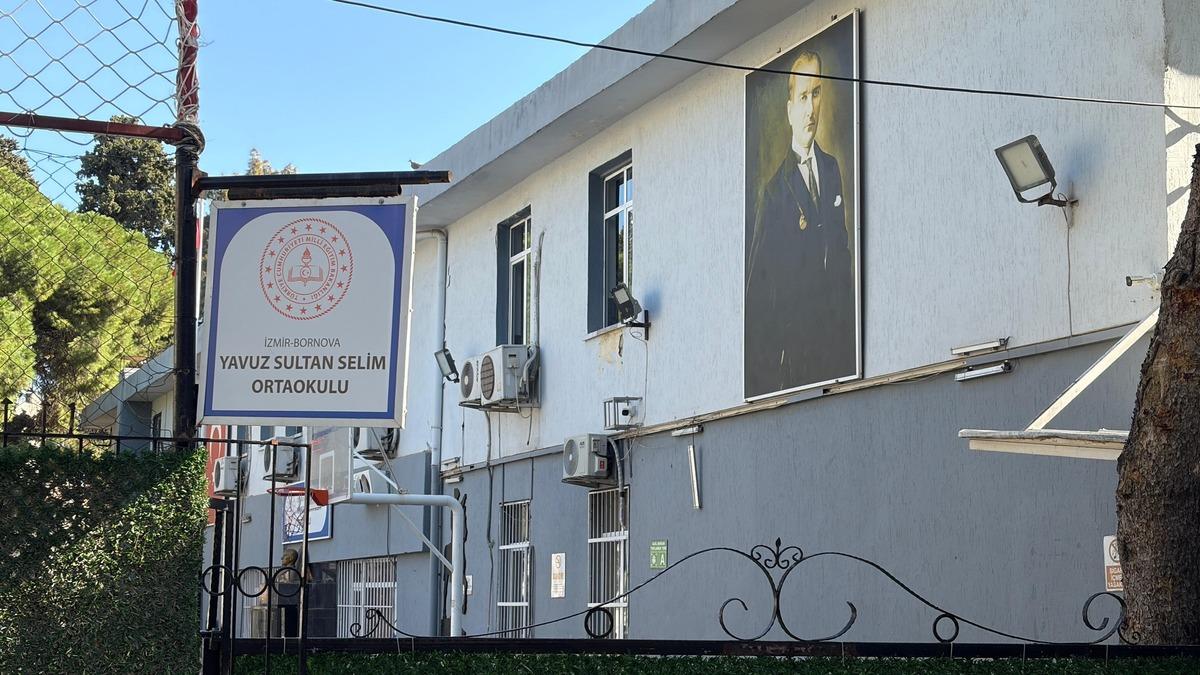 İzmir de ortaokulda taciz skandalı! Öğretmenden veliye iğrenç ifadeler 1