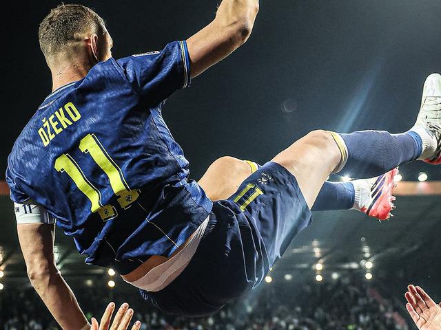 Edin Dzeko'ya şanlı veda!
