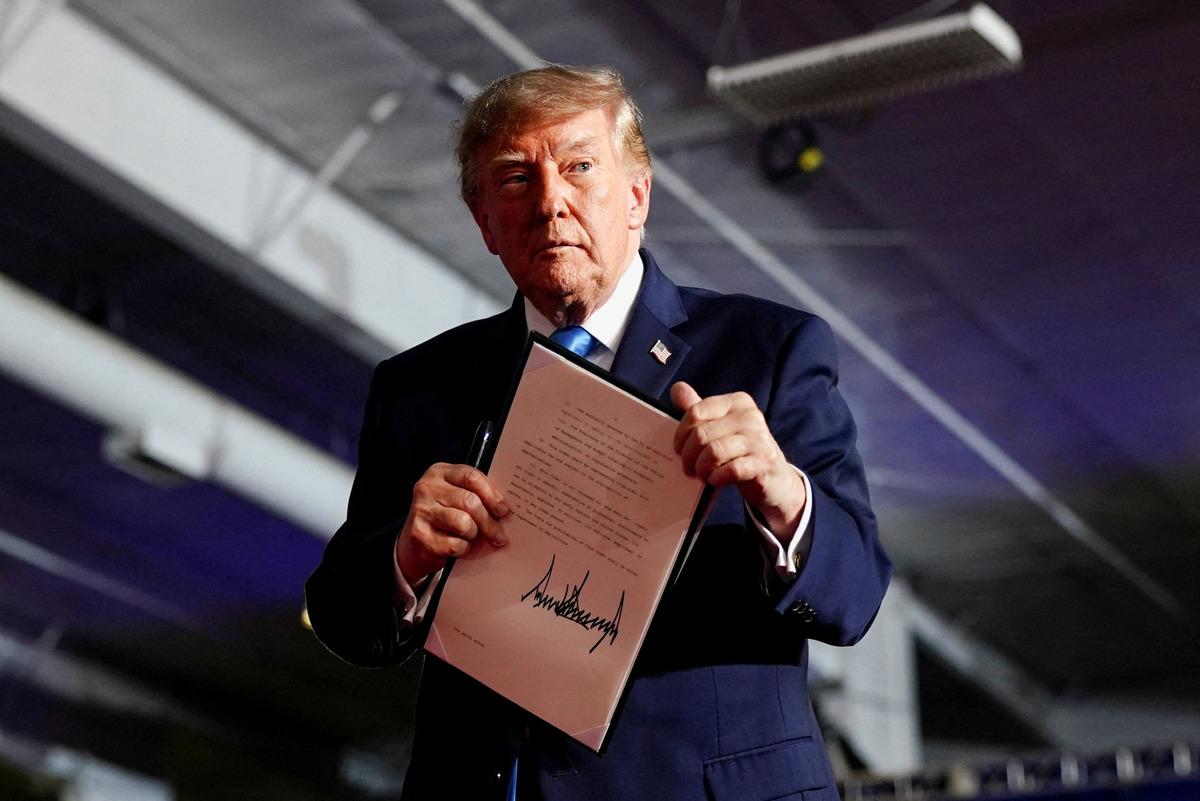 Trump ın "Bırakın Los Angeles ı ve San Diego yu yok etsinler" s&ouml;zleri ABD yi karıştırdı! Beyaz Saray a&ccedil;ıklama yaptı 2