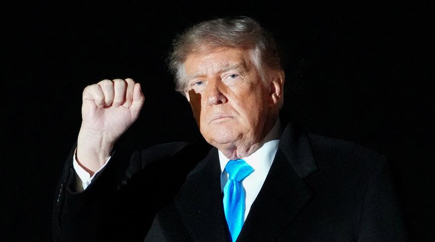 Trump'ın "Bırakın Los Angeles'ı ve San Diego'yu yok etsinler" s&ouml;zleri ABD'yi karıştırdı! Beyaz Saray a&ccedil;ıklama yaptı