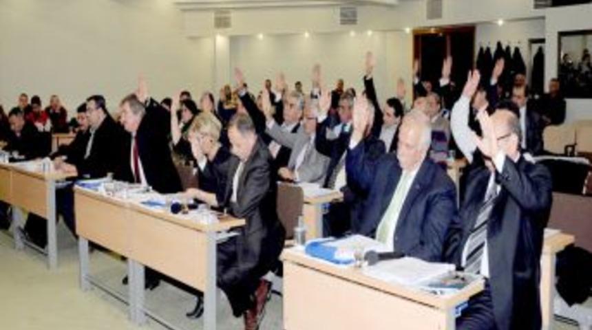 Manisa Belediyesi&rsquo;nin 210 milyon liralık 2012 b&uuml;t&ccedil;esi kabul edildi