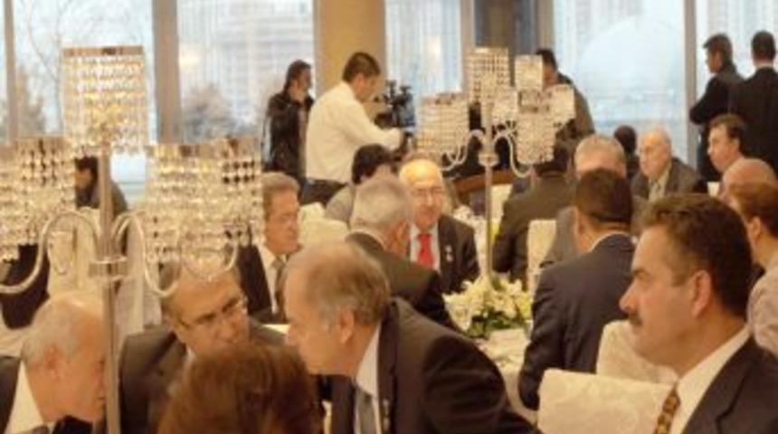 Kazakistan'dan devlet b&uuml;y&uuml;klerine anlamlı &ouml;d&uuml;l