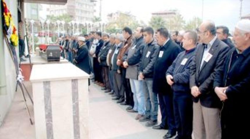 Kazada ölen polis memuru Yılmaz toprağa verildi