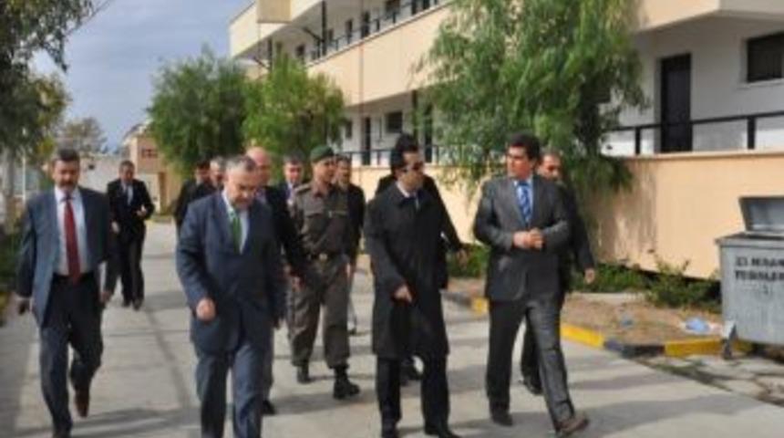 Silifke&rsquo;deki sosyal tesisler depremzedelere a&ccedil;ıldı