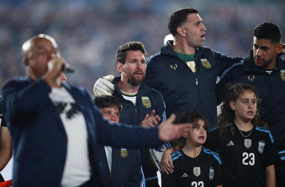 Bir devir sona erdi! Lionel Messi, gözyaşlarıyla milli takıma veda etti 3