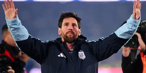 Bir devir sona erdi! Lionel Messi, g&ouml;zyaşlarıyla milli takıma veda etti