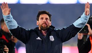 Bir devir sona erdi! Lionel Messi, g&ouml;zyaşlarıyla milli takıma veda etti