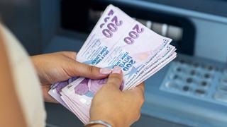 Son dakika: Kara para d&uuml;zenlemesi Resmi Gazete'de: Nakit, d&ouml;viz ve kuyum işlemlerinde sınır değişti