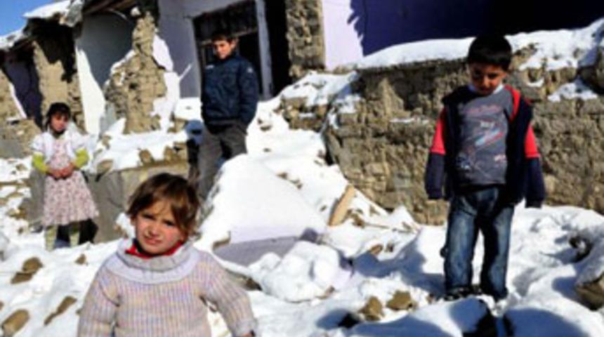 Bizi deprem &ouml;ld&uuml;remedi ama soğuklar &ouml;ld&uuml;recek