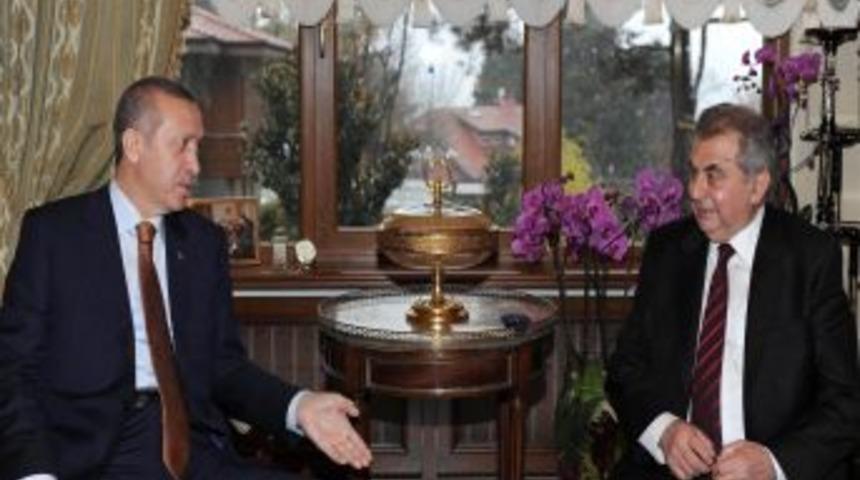 KKTC Başbakanı İrsen K&uuml;&ccedil;&uuml;k Erdoğan&rsquo;ı ziyaret etti