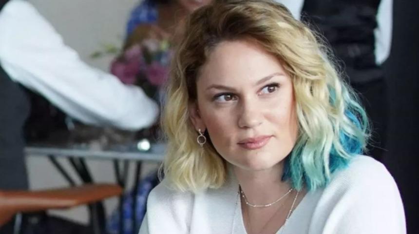 Farah Zeynep Abdullah galaya anne ve babasıyla katıldı! Görenler aynı şeyi söyledi: 'Babasının kopyası' 