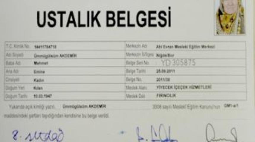 65 yaşında ustalık belgesi aldı