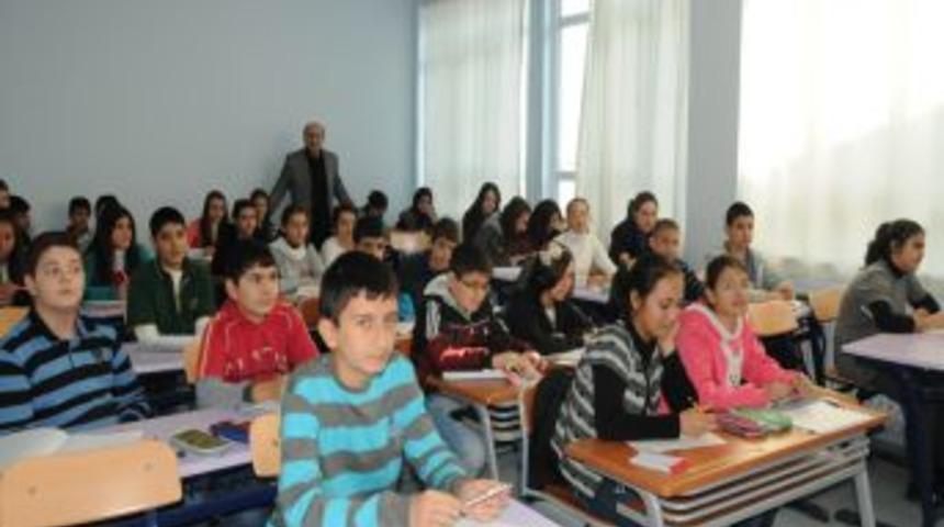 Balıkesir Belediyesi &uuml;cretsiz dershane hizmetine devam ediyor