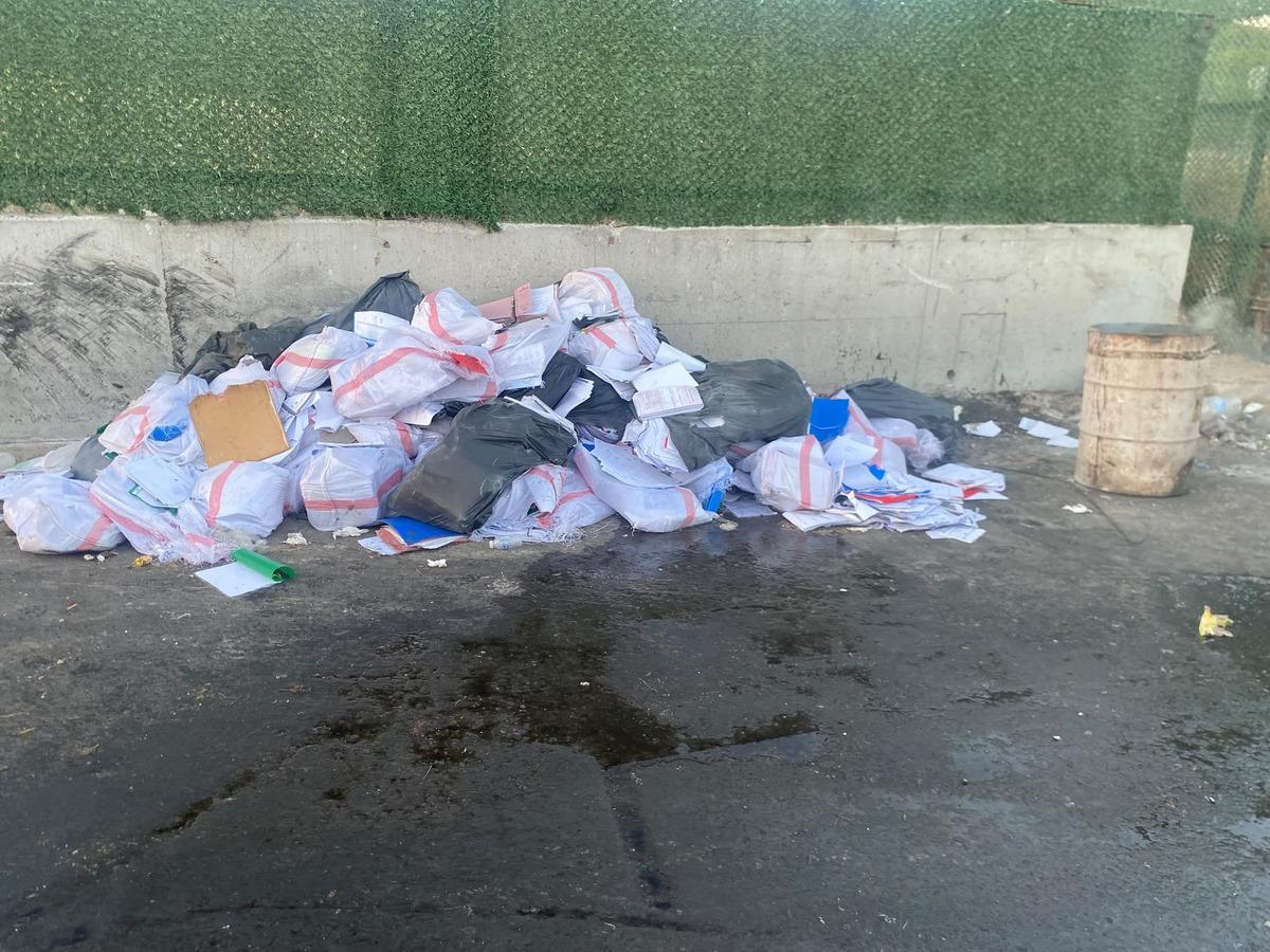 &Ccedil;eşme Belediyesi ne operasyon! Evraklar imha edilirken su&ccedil;&uuml;st&uuml;: 8 ş&uuml;pheli g&ouml;zaltında 2