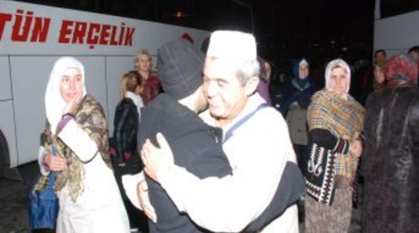 İlk hacı kafilesi d&ouml;nd&uuml;