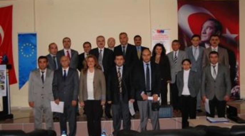 850 kız &ouml;ğrenci daha okullaştı...