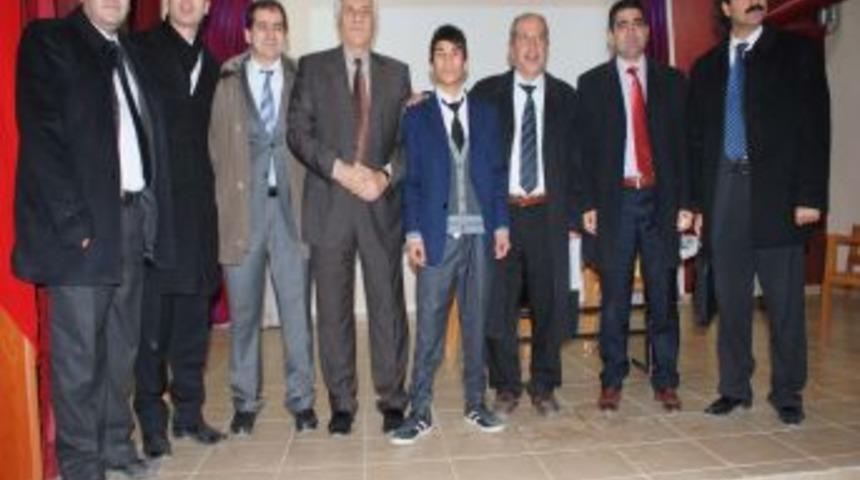 Muşlu &ouml;ğrenciler başkanlarını se&ccedil;ti