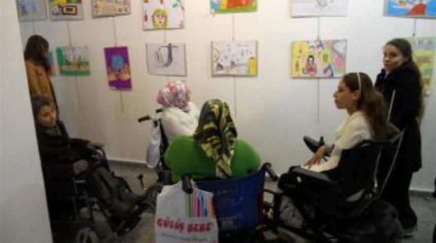 Serginin duygulandıran birincisi...