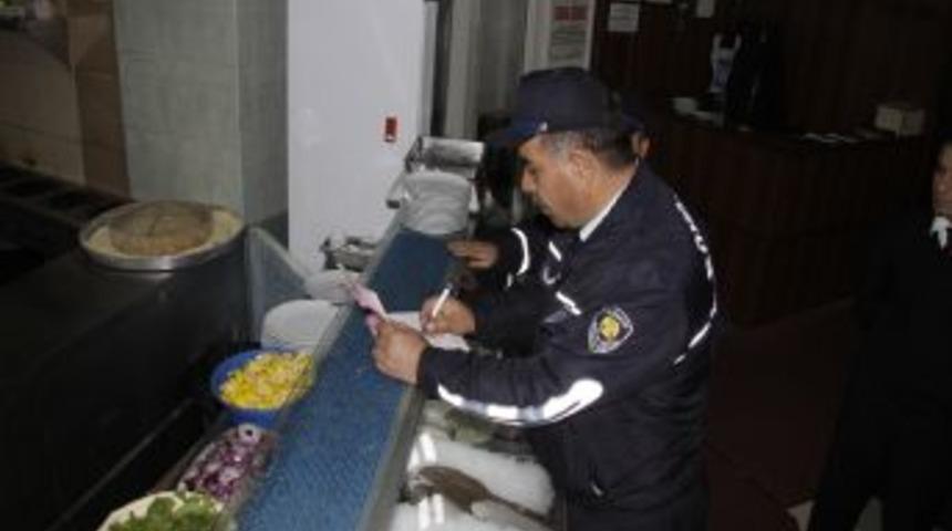 Gaziantep&rsquo;te balık satıcıları denetimden ge&ccedil;iyor