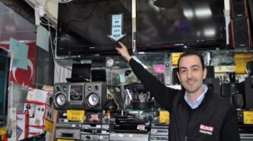 &Ccedil;alıntı kredi kartıyla aynı mağazadan iki defa alışveriş yapınca yakalandı