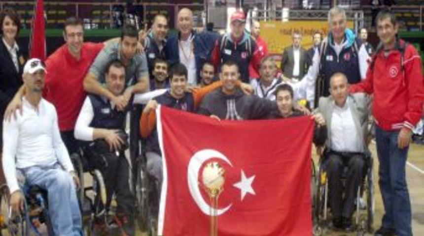 Tekerlekli Basketbol Milli Takımı turnuva şampiyonu oldu