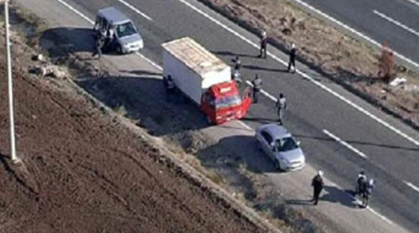 Sigara ka&ccedil;ak&ccedil;ılarına helikopterli operasyon