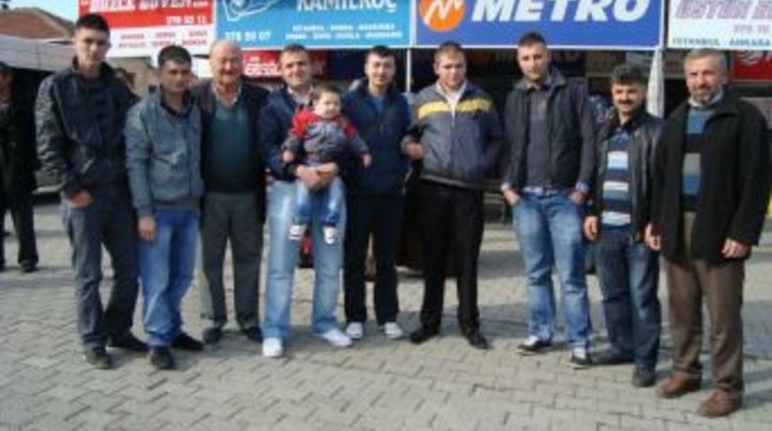 Ekmek Parası i&ccedil;in Sudan'a gittiler