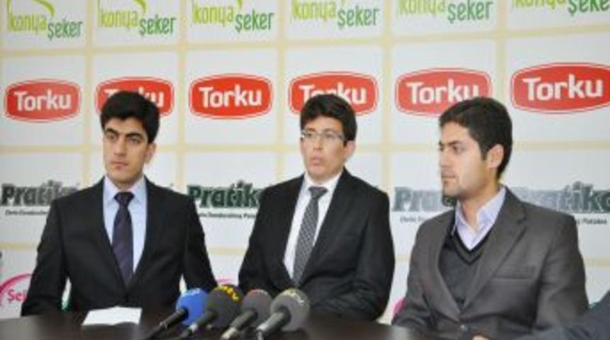 &Ouml;ğrenciler de Sel&ccedil;uk &Uuml;niversitesi'nin b&ouml;l&uuml;nmesine karşı