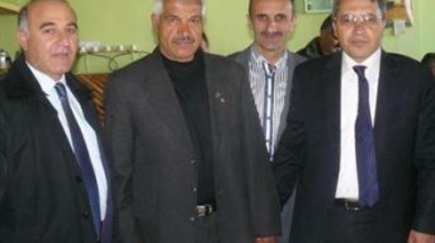 Parti rozeti Milletvekili &Uuml;st&uuml;n'den