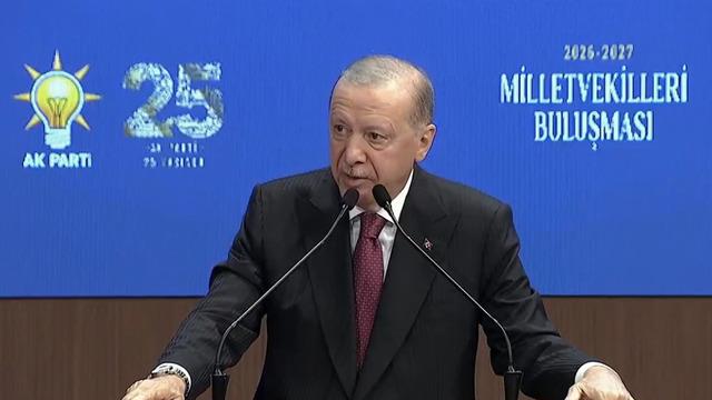 Cumhurbaşkanı Erdoğan'dan çok net fon krizi mesajı: Milletin hakkına girenler hesabını Türk mahkemelerine verecektir