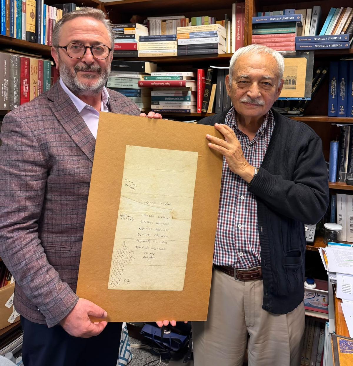 500 yıllık yazmalardan Şeyh Galib’in Divan’ına: asırların hazinesi dünyaya açıldı! 2