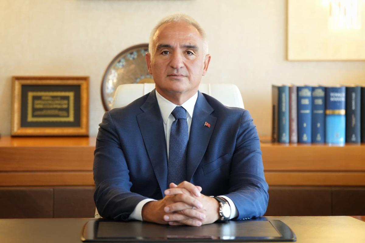 500 yıllık yazmalardan Şeyh Galib’in Divan’ına: asırların hazinesi dünyaya açıldı! 6