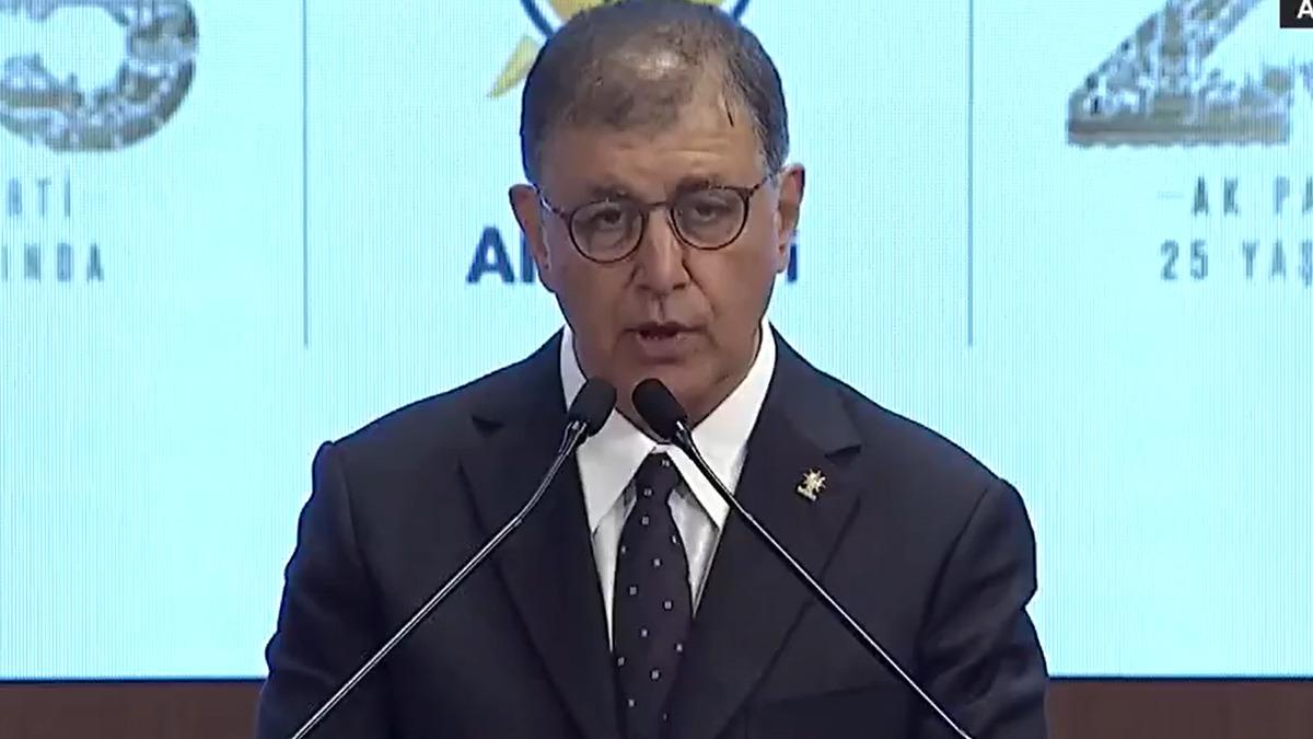AK Parti ye katılan Cemil Tugay dan ilk mesaj: "AK Parti kimsesizlerin kimsesidir" 1