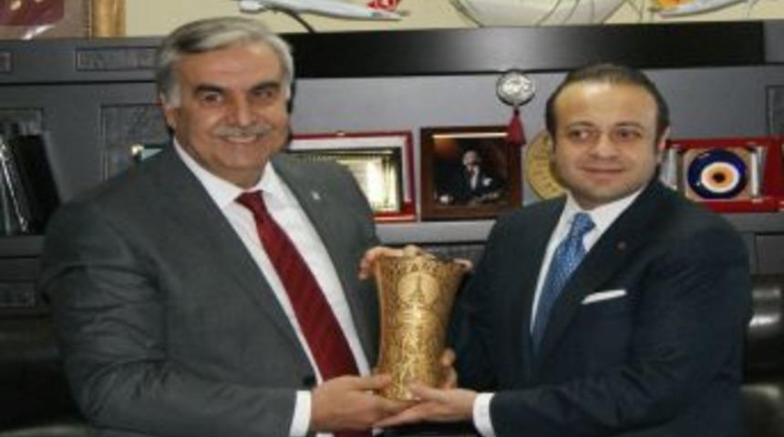 Bakan Bağış: Ne Kıbrıs i&ccedil;in AB'den, ne AB i&ccedil;in Kıbrıs'tan vazge&ccedil;eriz