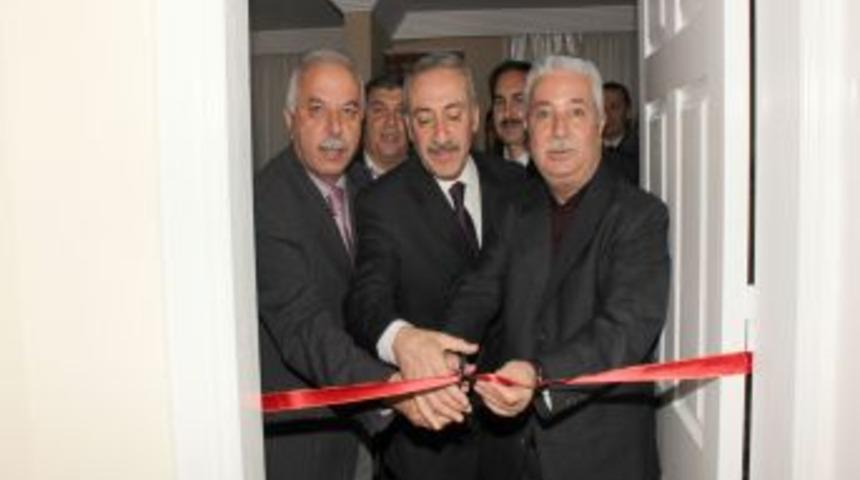 CHP&rsquo;li Belediye Başkanı Arıkan: T&uuml;rk okulları d&uuml;nyada &uuml;lkemizi tanıtıyor