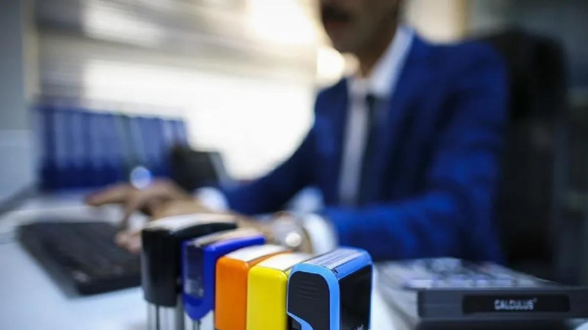 Memur ve emeklinin g&ouml;z&uuml; Ocak ayında! İsa Karakaş rakam verdi 2