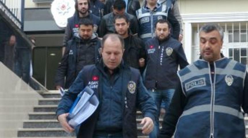 Hırsızlık &ccedil;etesi, polis operasyonuyla &ccedil;&ouml;kertildi