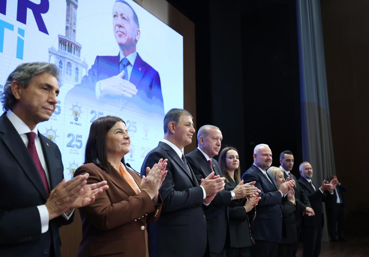 SON DAKİKA | Cumhurbaşkanı Erdoğan dan İzmir mesajı: "Cemil Tugay a hoş geldin diyorum" 10
