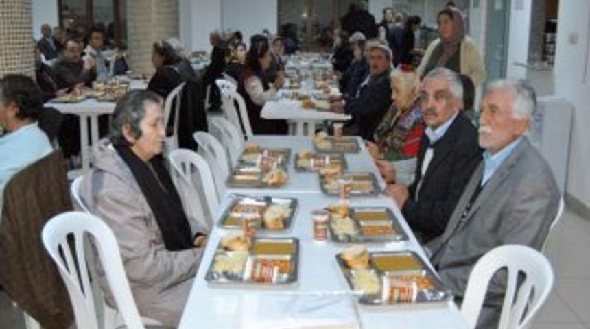 Cemevi Vakfı Başkanı Kaya: Kitabım Kur'&acirc;n&ndash;ı Ker&icirc;m, peygamberim Hz. Muhammed