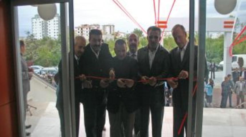 Erdemli Yıldırımhan İlk&ouml;ğretim Okulu modern binasına taşındı