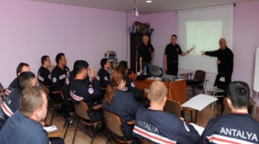 Antalya İtfaiyesi, Fransız meslektaşlarından eğitim alıyor
