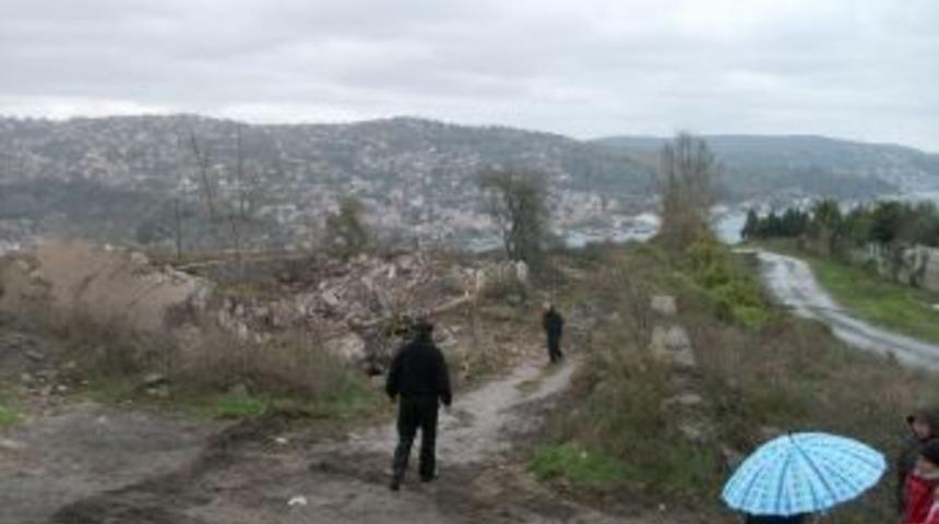 Sarıyer&rsquo;de boğaza nazır 25 yıllık villalar yıkıldı